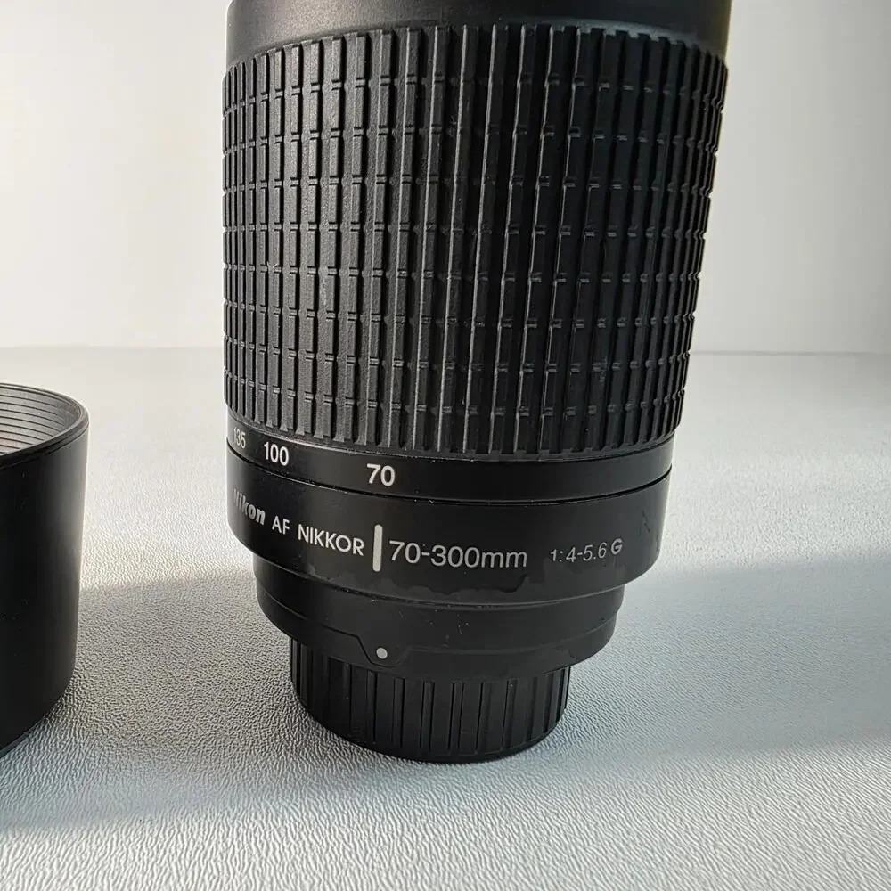 Nikon Nikkor AF 70-300mm f/4-5.6 G Telephoto Zoom Lens Black Tested - Picture 3 of 9